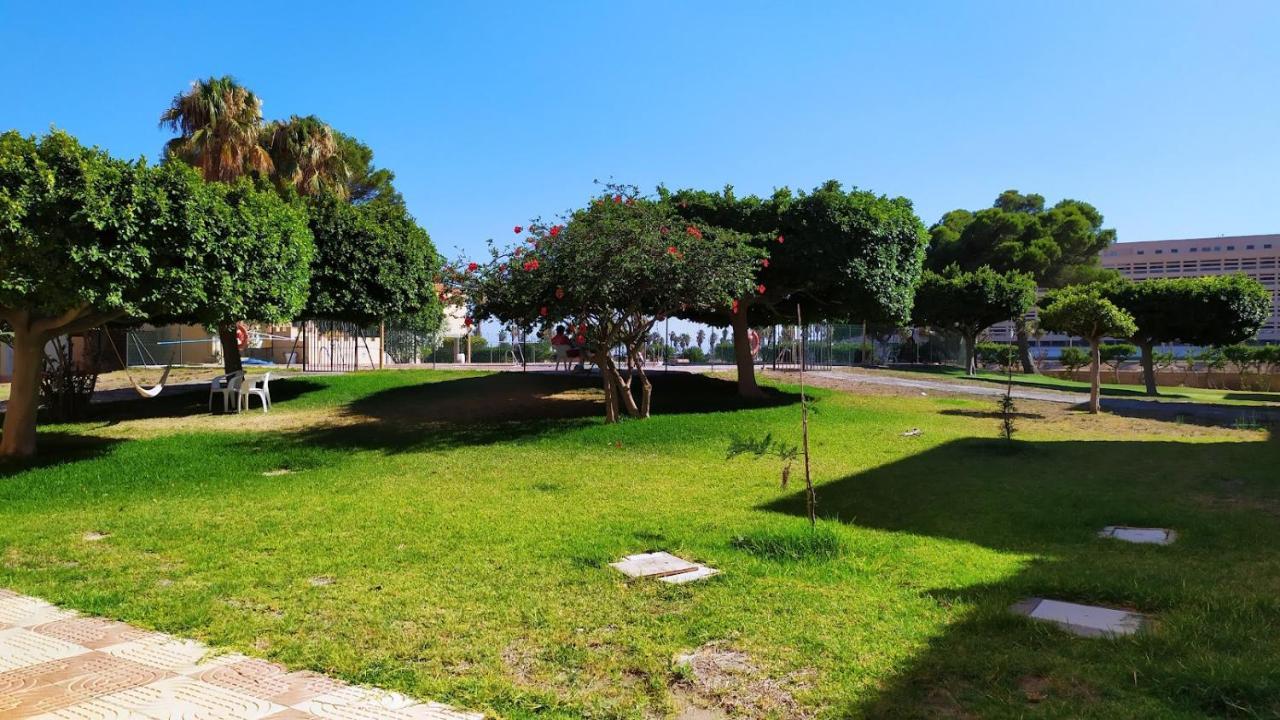 Coqueto Apartamento Con Terraza En La Playa Рокетас-де-Мар Екстер'єр фото